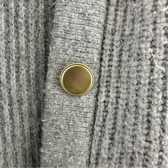 Abercrombie & Fitch Relaxed Hardware Crew Cardigan Sweater - Picture 5 of 11